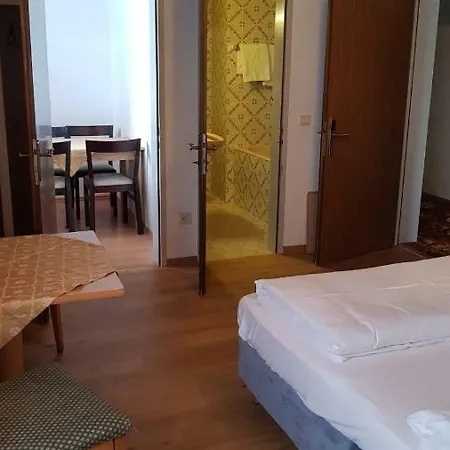 Appartmenthaus Am Moosweg Зеефельд в Тироле